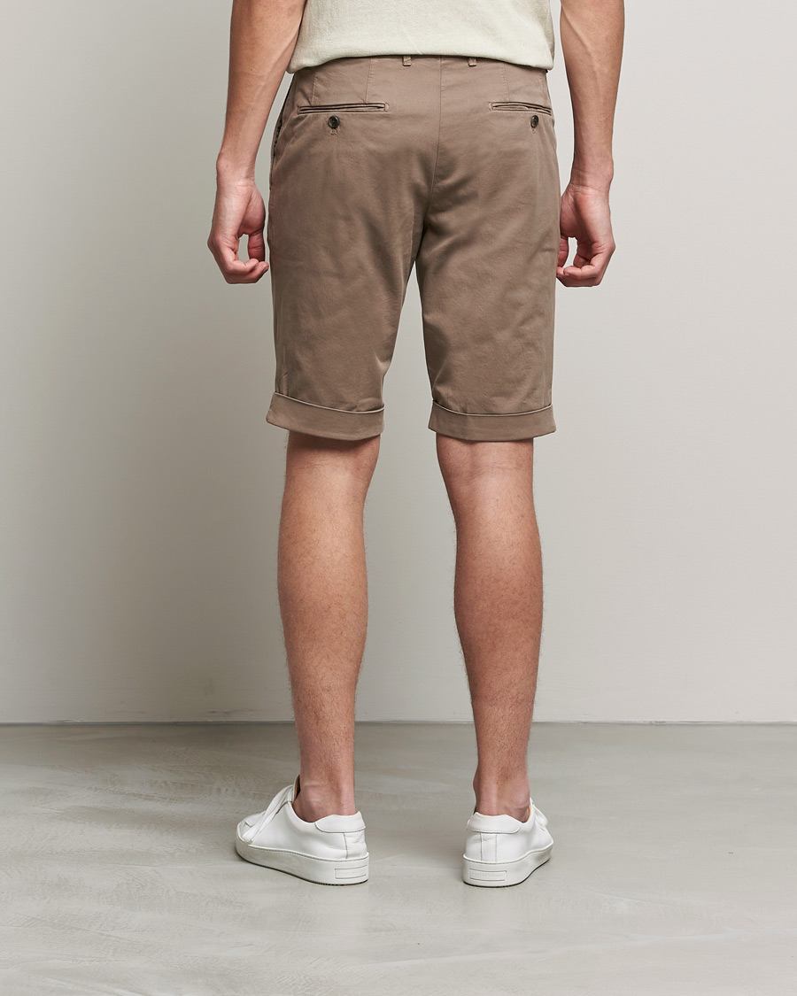 Men | Shorts | Oscar Jacobson | Declan Cotton Shorts Beige