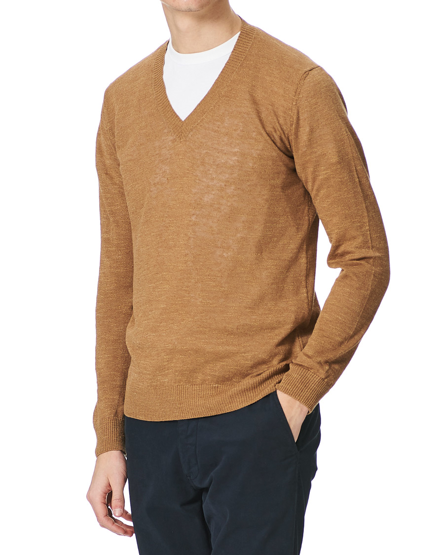 Men | Sweaters & Knitwear | Oscar Jacobson | Lionel Linen/Cotton V-Neck Brown