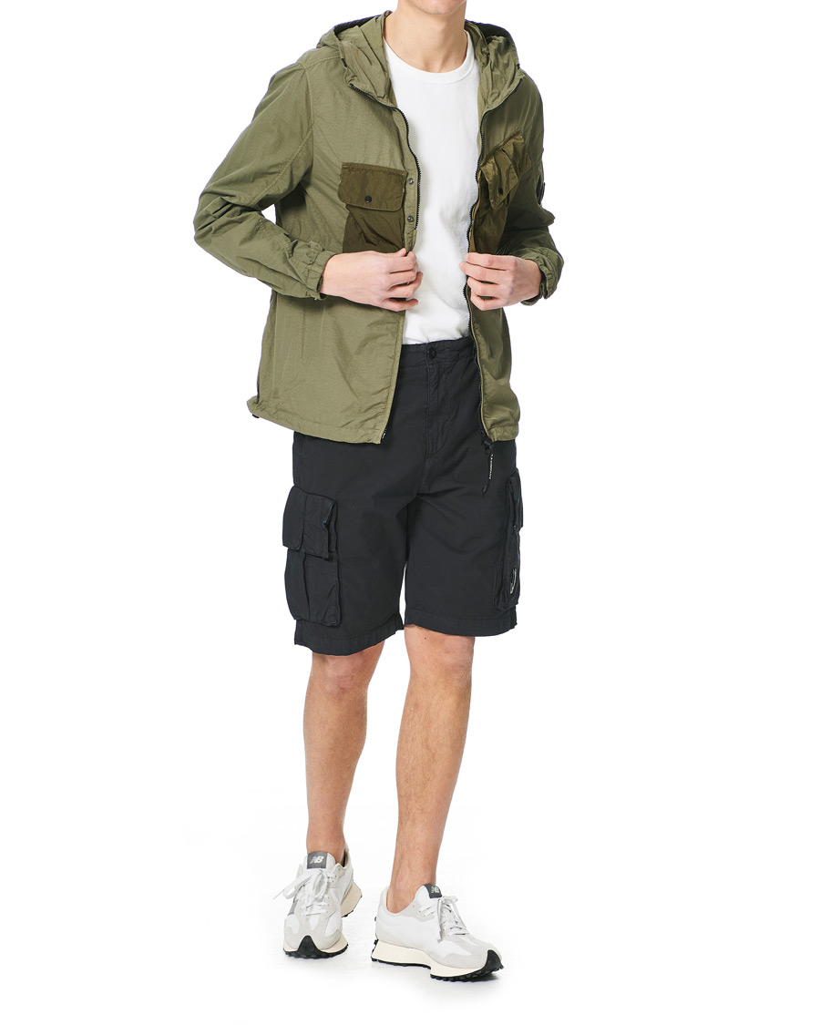 Men | Shorts | C.P. Company | Stretch Twill Cargo Shorts Black 48