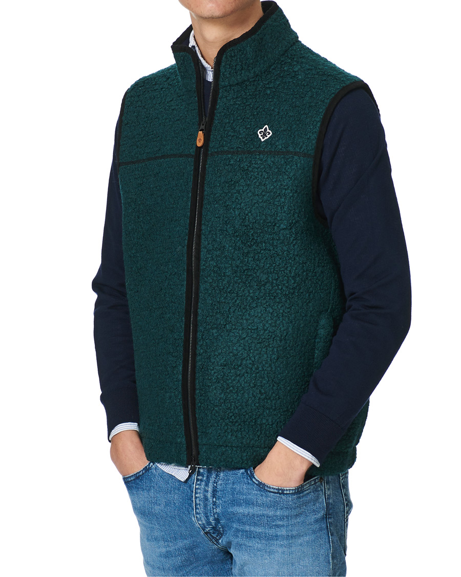 Men | Coats & Jackets | Morris | Whitfield Vest Emerald Green