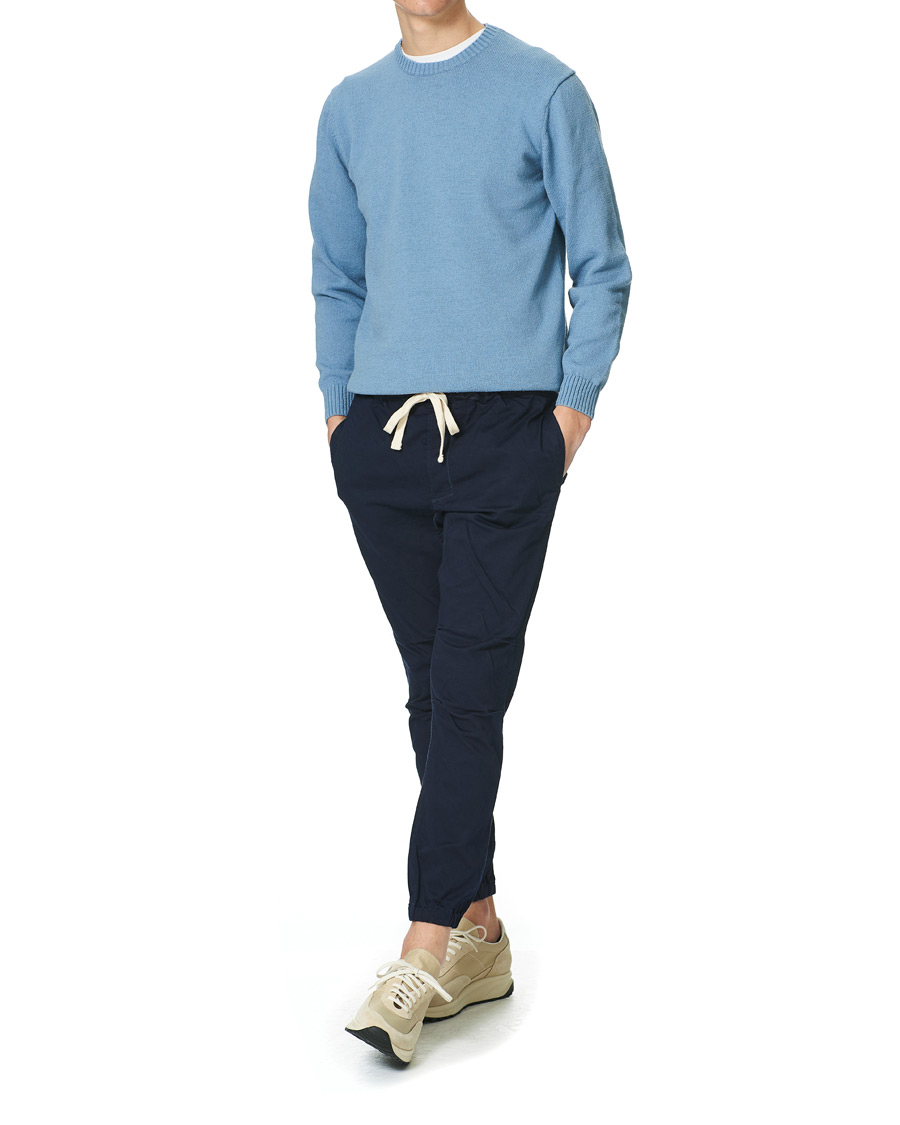 Men | Sweaters & Knitwear | BEAMS PLUS | Lily Yarn Crew Neck Sax Blue