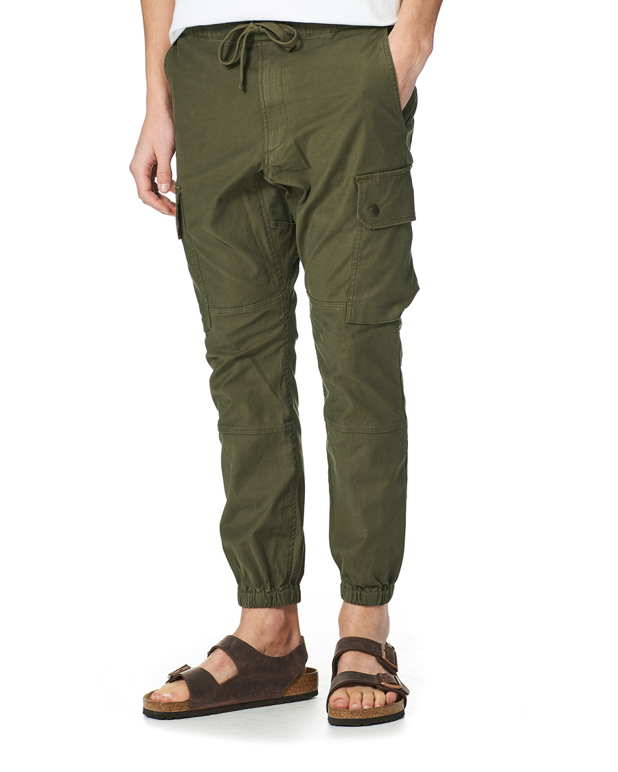 Men | Trousers | BEAMS PLUS | Military Gym Pants 6 Pocket Olive