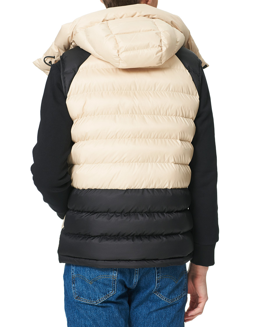 Men | Coats & Jackets | The North Face | Phlego Himalayan Insulated Vest Gravel
