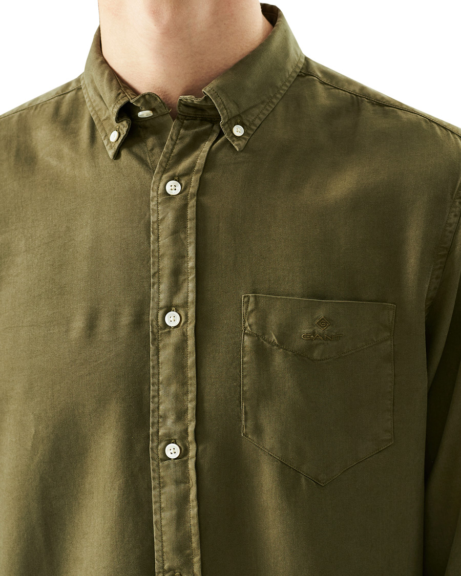 Men | Shirts | GANT | Regular Garment Dyed Lyocell Shirt Racing Green