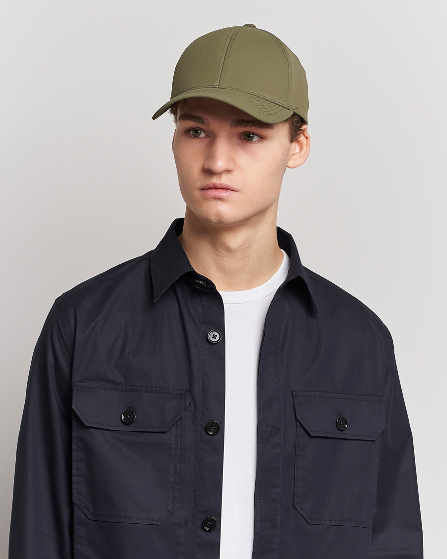 Men | Hats & Caps | Varsity Headwear | Active Tech Cap Green