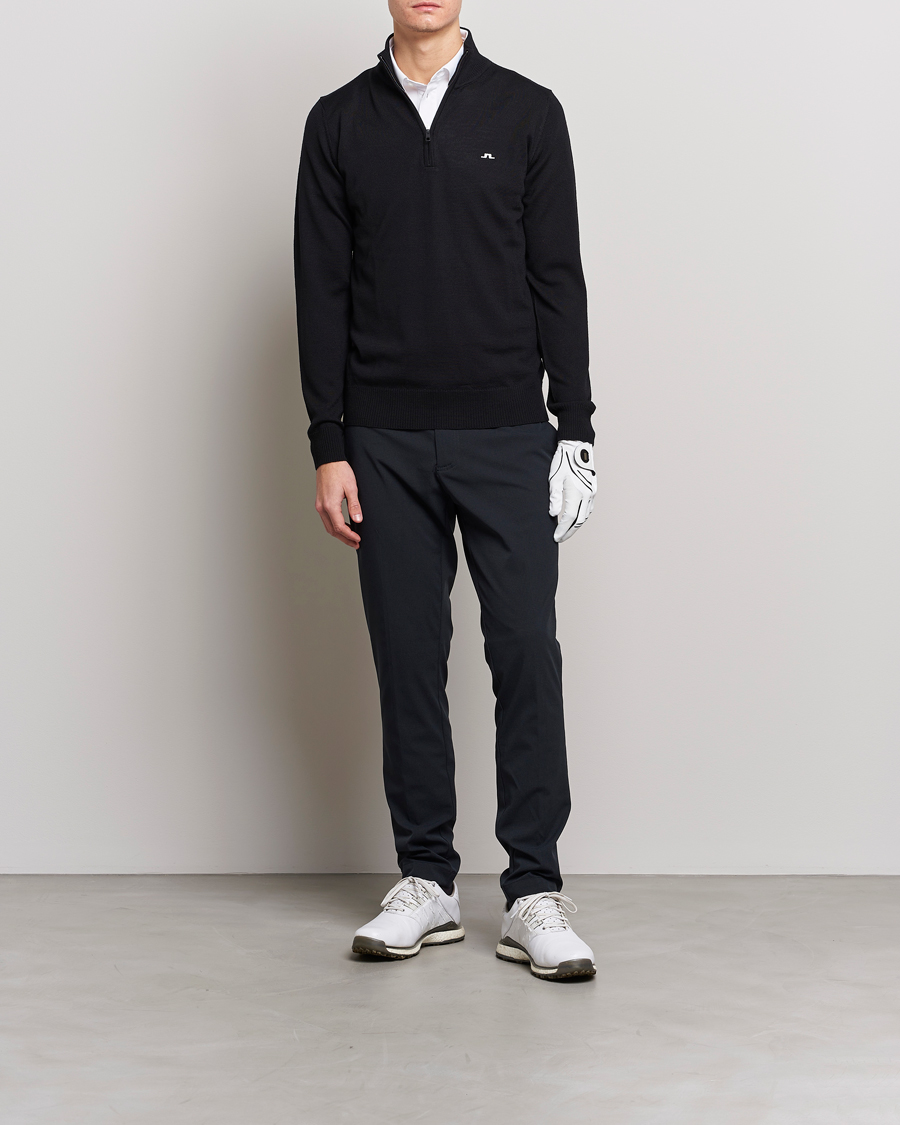 Men | Sweaters & Knitwear | J.Lindeberg | Kian Tour Merino Half Zip Black