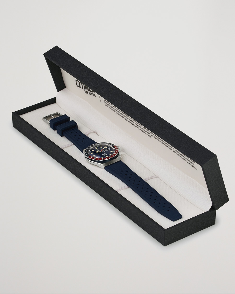 Men | Timex Q Diver 38mm Rubber Strap Blue/Red | Timex | Q Diver 38mm Rubber Strap Blue/Red