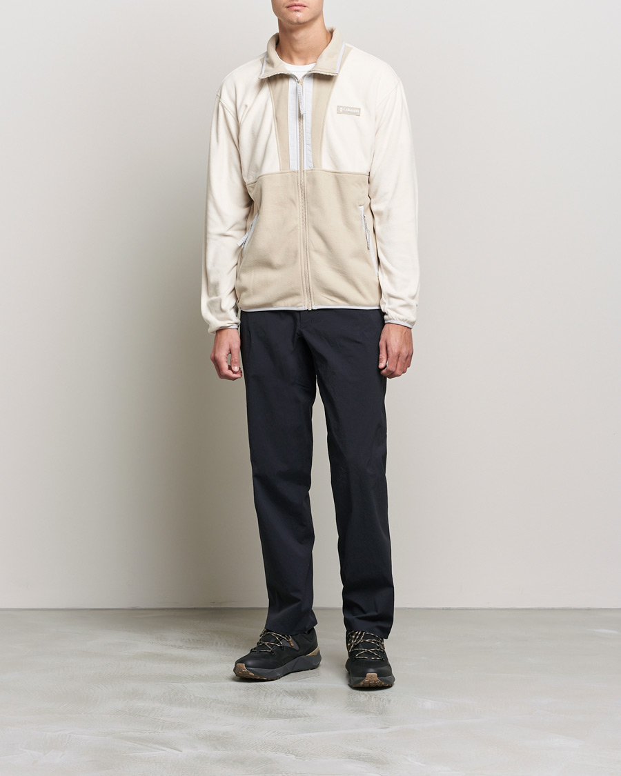 Men | Sweaters & Knitwear | Columbia | Back Bowl Lightweight Fleece Chalk/Ancient Fossil