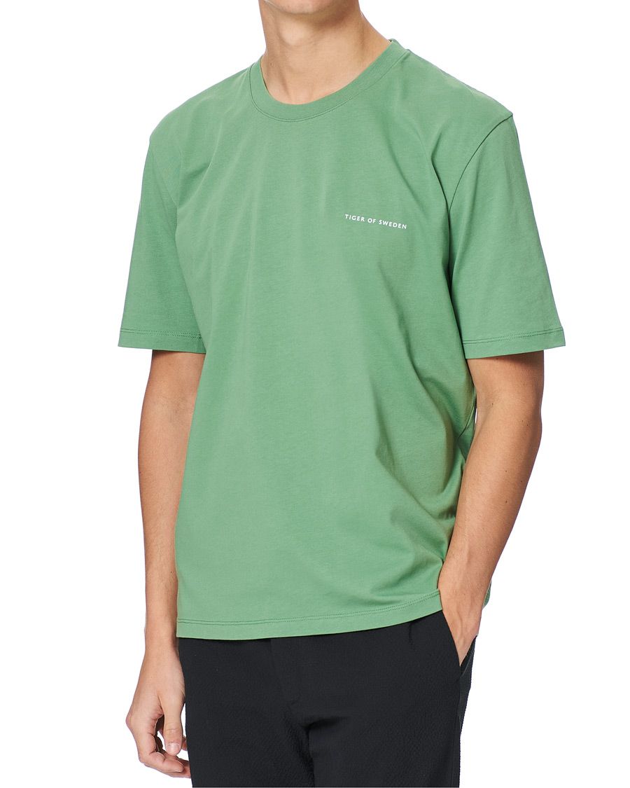 Men | T-Shirts | Tiger of Sweden | Pro T-shirt Shale Green