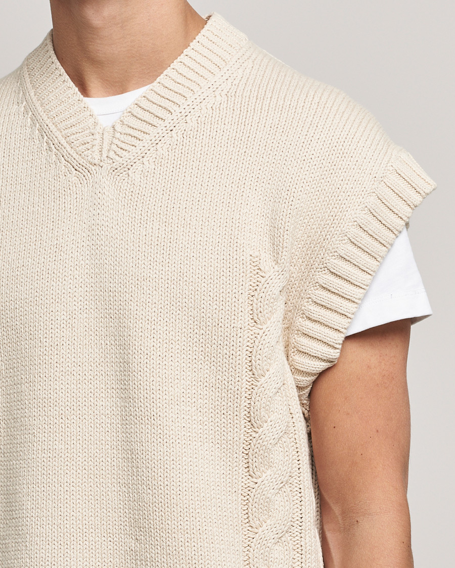Men | Sweaters & Knitwear | Tiger of Sweden | Bazyly Knitted Vest Cream Snow