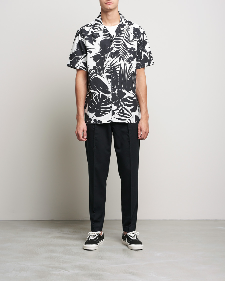 Men | Shirts | J.Lindeberg | Elio Hibiscus Print Short Sleeve Shirt White/Black