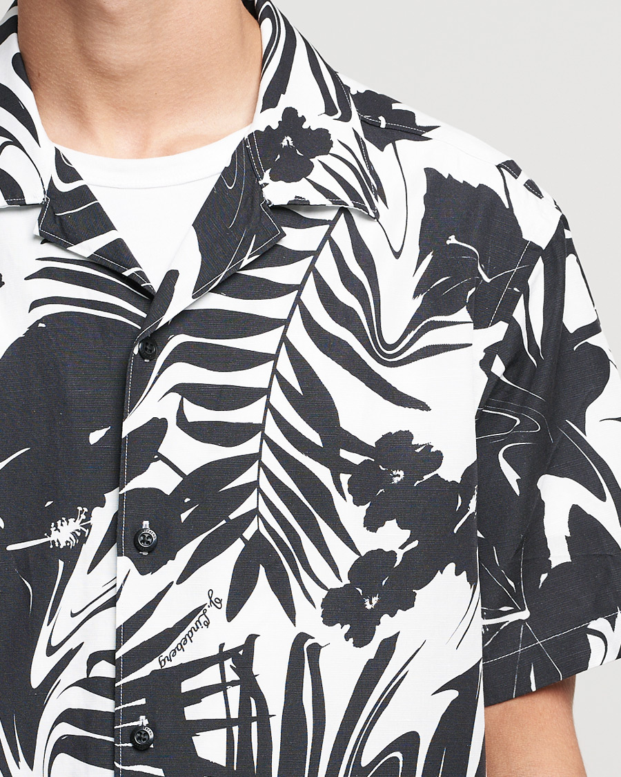 Men | Shirts | J.Lindeberg | Elio Hibiscus Print Short Sleeve Shirt White/Black