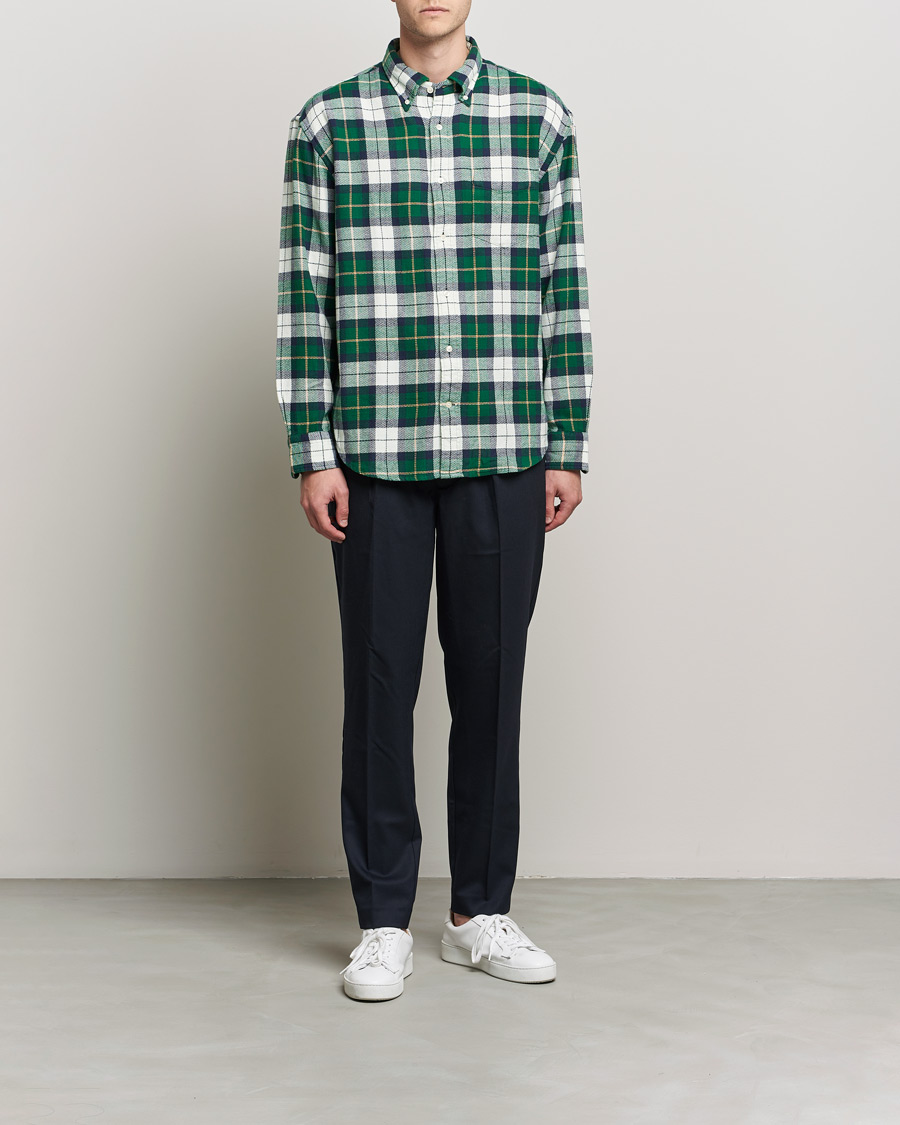 Men | Shirts | GANT | Relaxed Textured Checked Shirt Forest Green