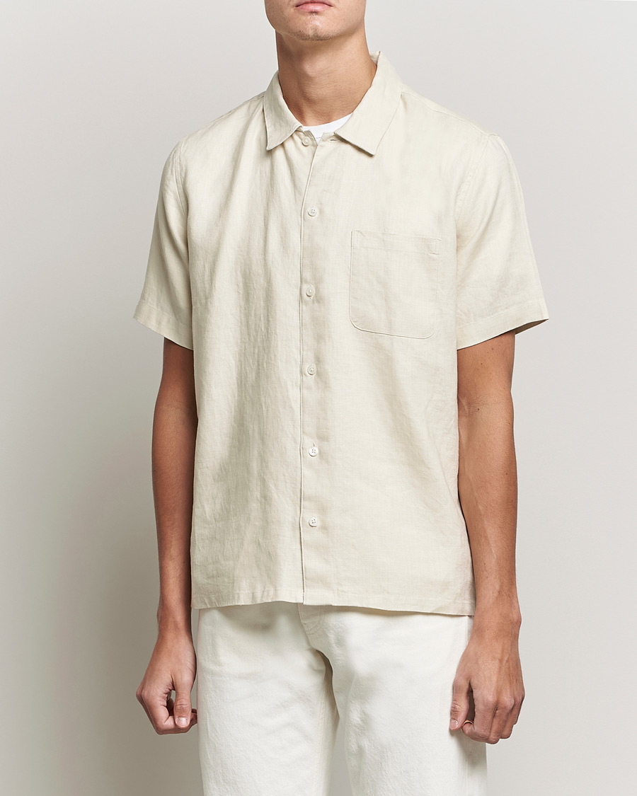 Men | Shirts | Samsøe Samsøe | Samsøe & Samsøe Avan Linen Short Sleeve Shirt Oatmeal