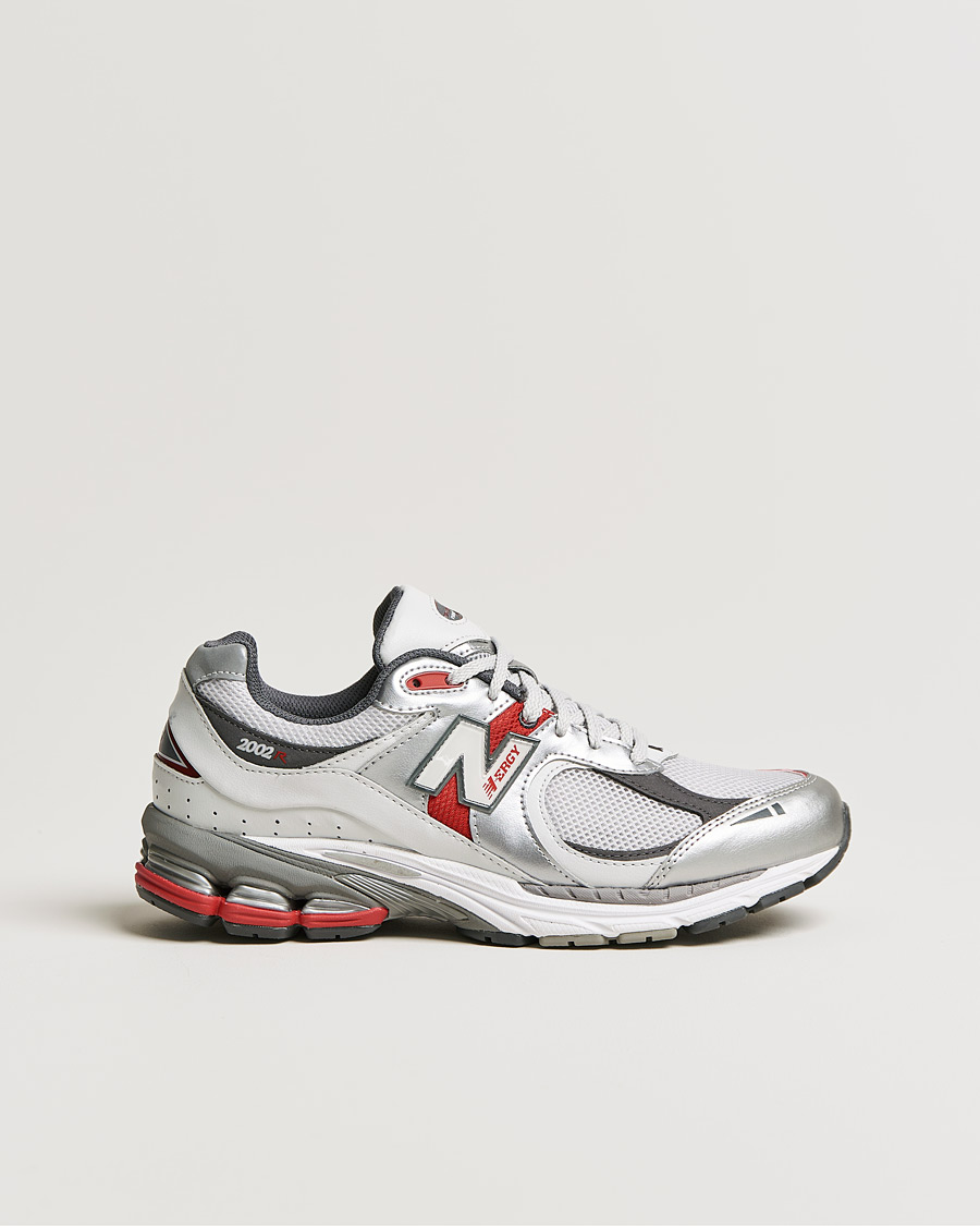 Men | New Balance M2002R Sneaker Silver Metallic | New Balance | M2002R Sneaker Silver Metallic