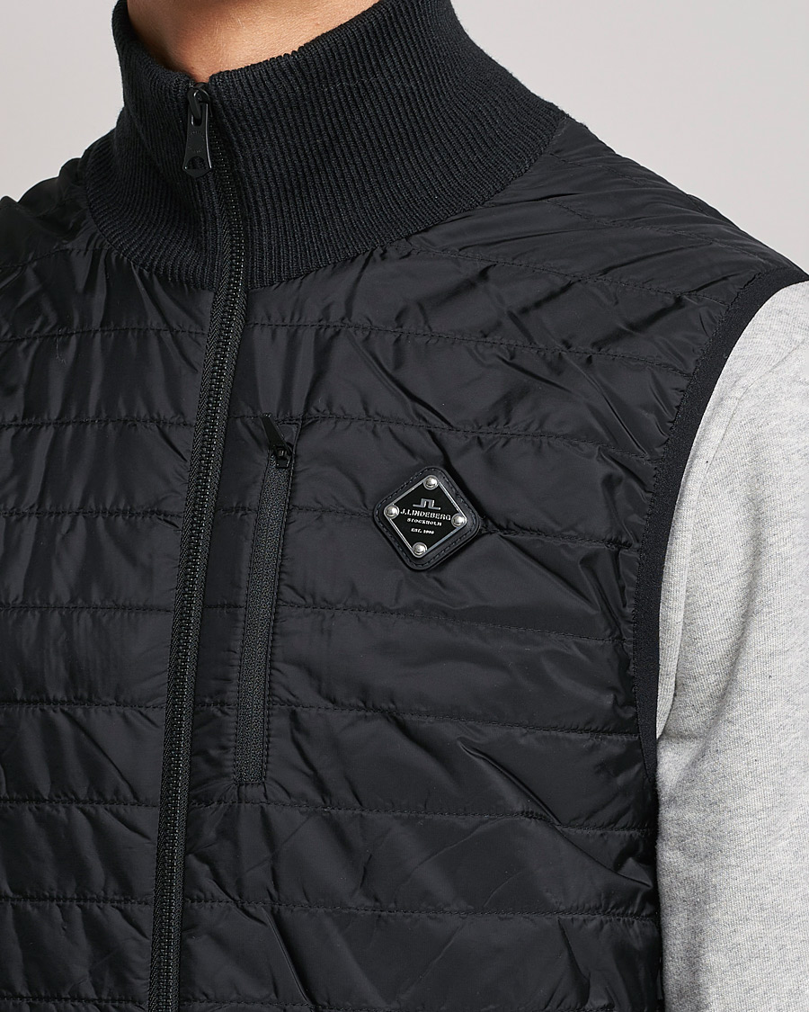 Men | Sweaters & Knitwear | J.Lindeberg | Becket Knitted Hybrid Zip Vest Black