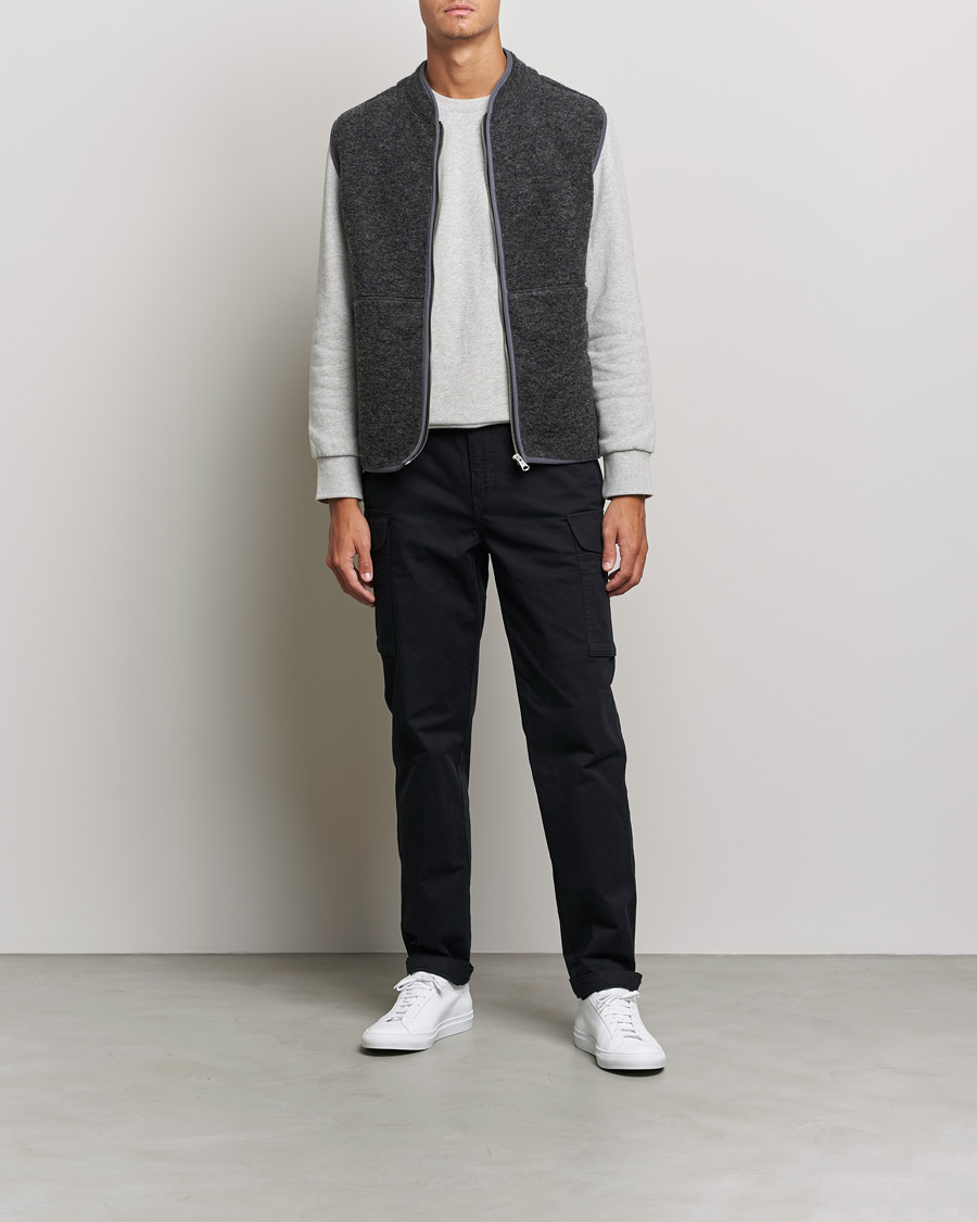 Men | Sweaters & Knitwear | J.Lindeberg | Duncan Wool Fleece Vest Grey Melange