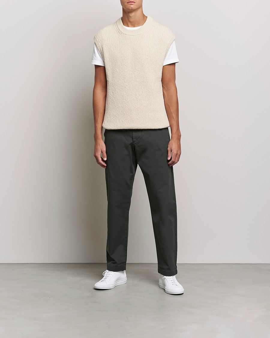 Men | Trousers | NN07 | Alex Straight Fit Cotton Chinos Dark Army