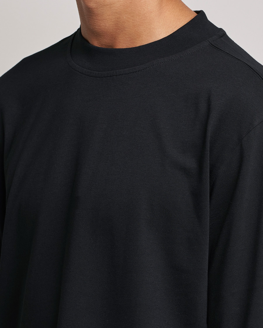 Men | T-Shirts | Tiger of Sweden | Landler Long Sleeve Tee Black