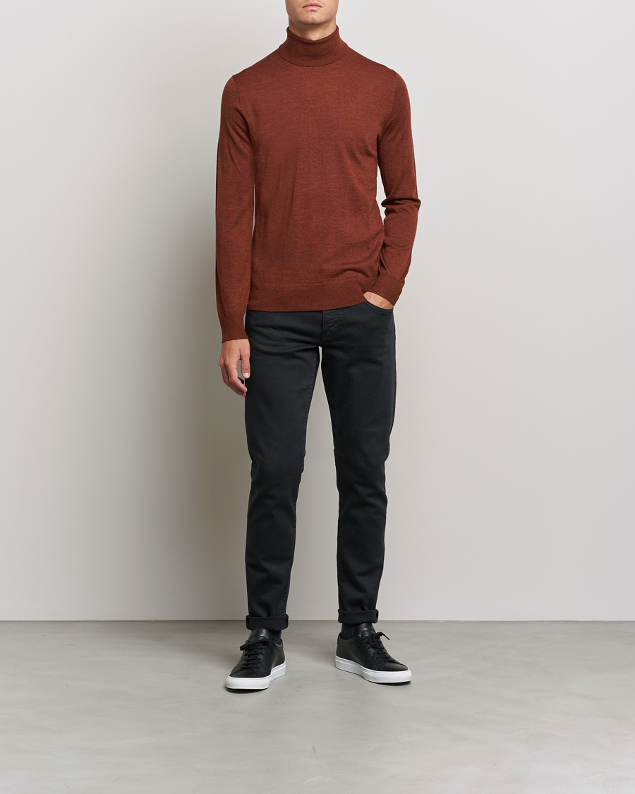 Men | Sweaters & Knitwear | Tiger of Sweden | Neville Extra Fine Merino Polo Henna