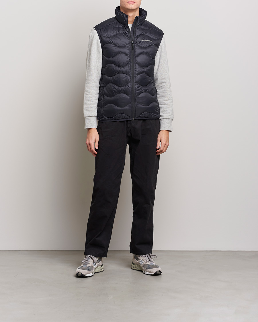 Men | Coats & Jackets | Peak Performance | Helium Down Vest Black