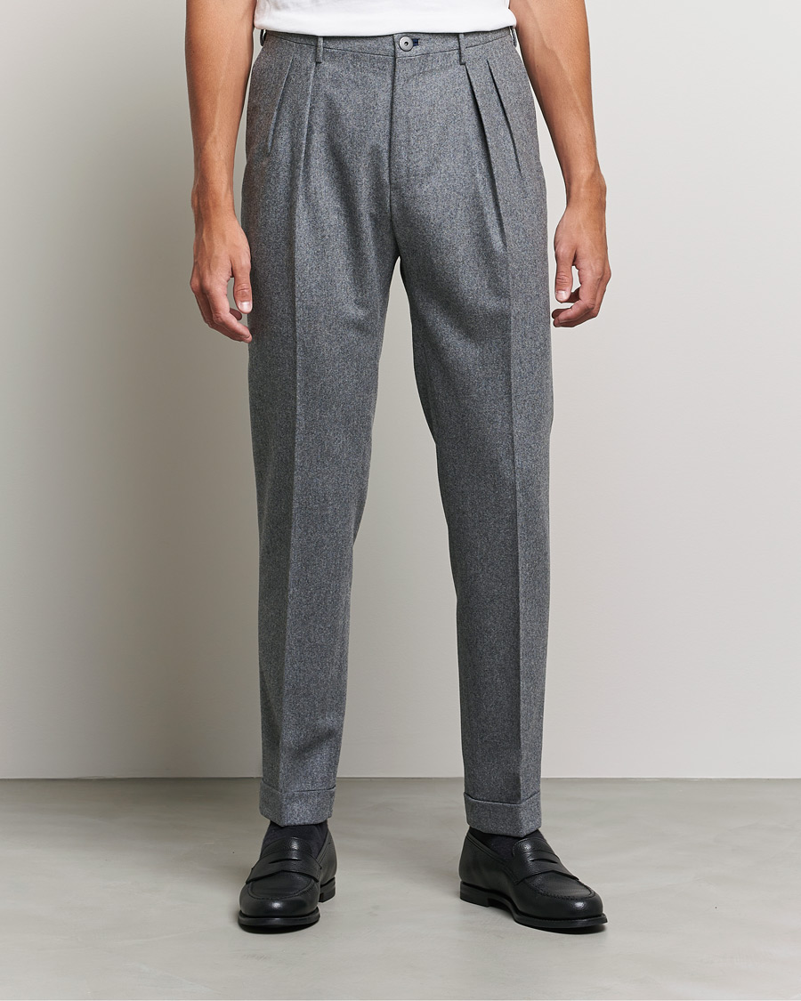 Men | Trousers | Incotex | Pleated Flannel Trousers Grey Melange