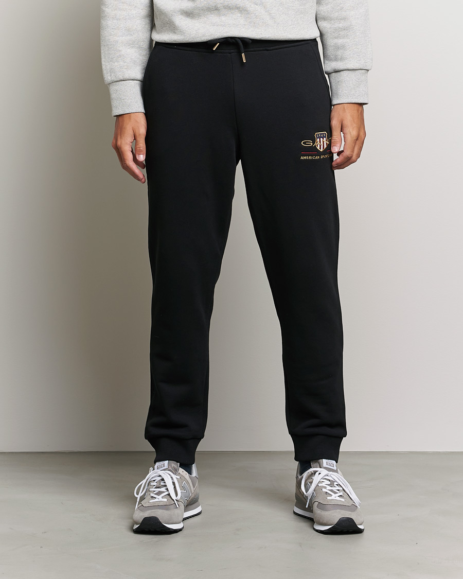 Men | Trousers | GANT | Archive Shield Sweatpants Black