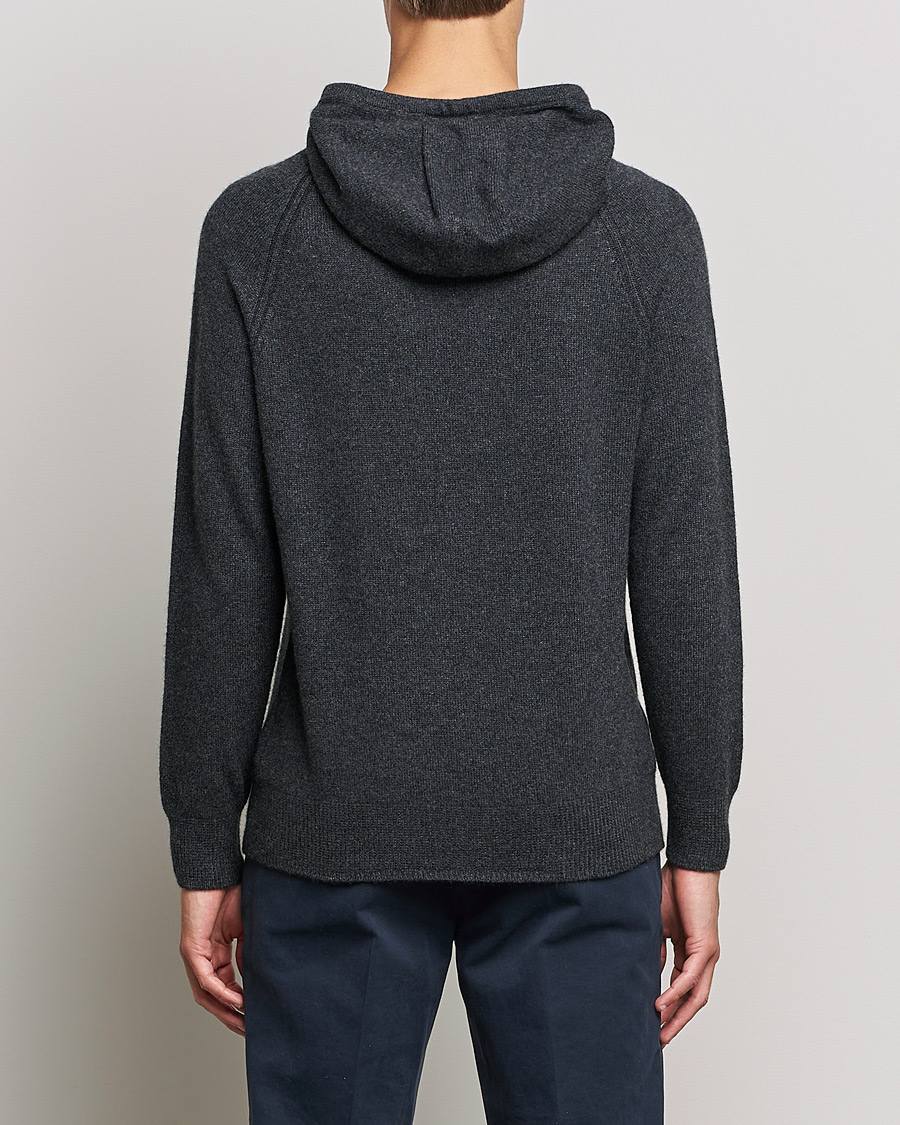 Men | Sweaters & Knitwear | Johnstons of Elgin | Seamless Cashmere Hoodie Carbon