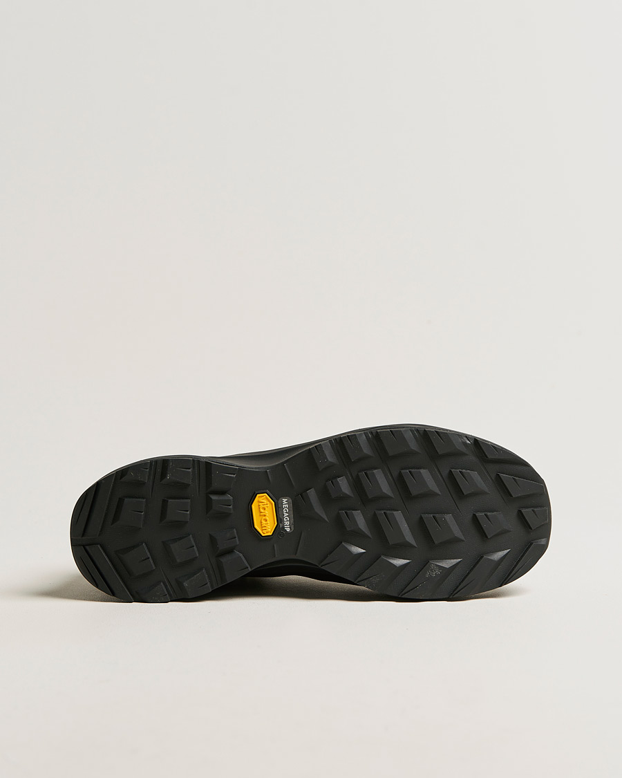 Men | Arc'teryx Arerios FL Mid GoreTex Boots Black | Arc'teryx | Arerios FL Mid GoreTex Boots Black