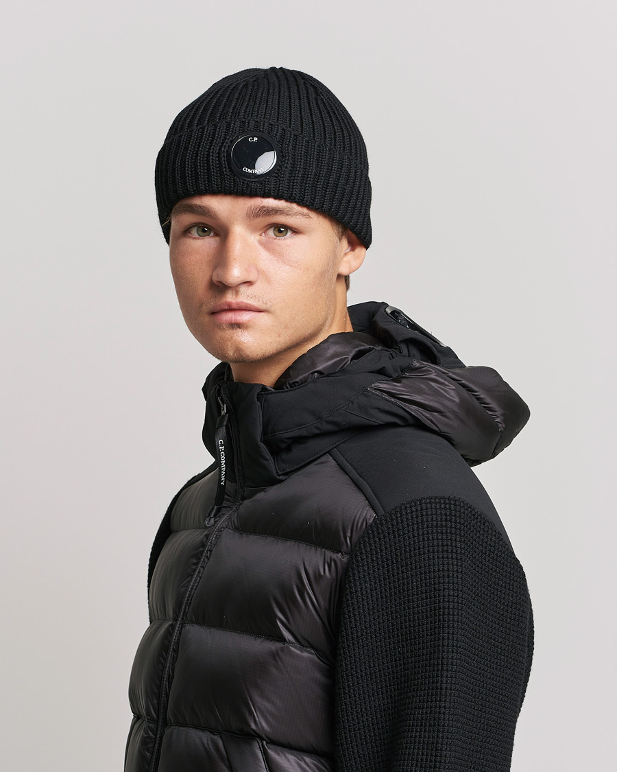 Men | C.P. Company Knitted Merino Lens Beanie Black | C.P. Company | Knitted Merino Lens Beanie Black