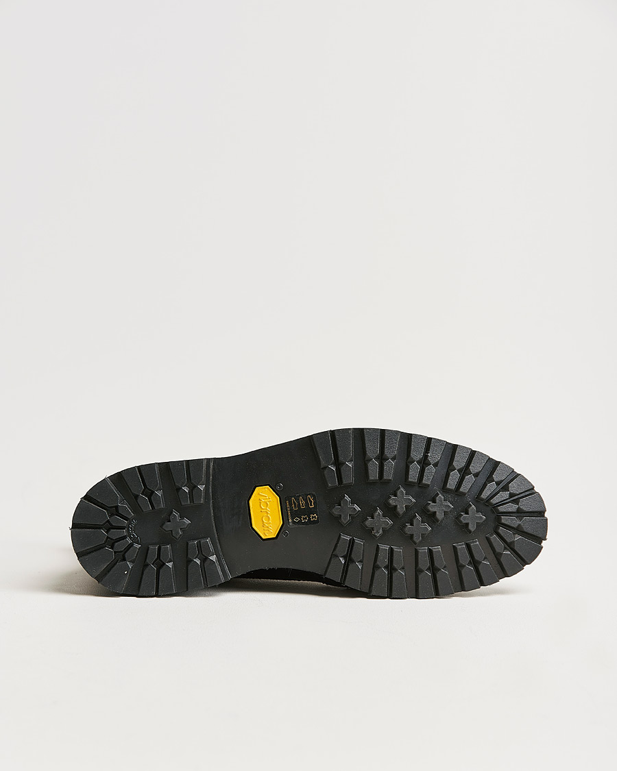 Men | Boots | Crockett & Jones | Islay Scotch Grain Vibram Boot Black Calf