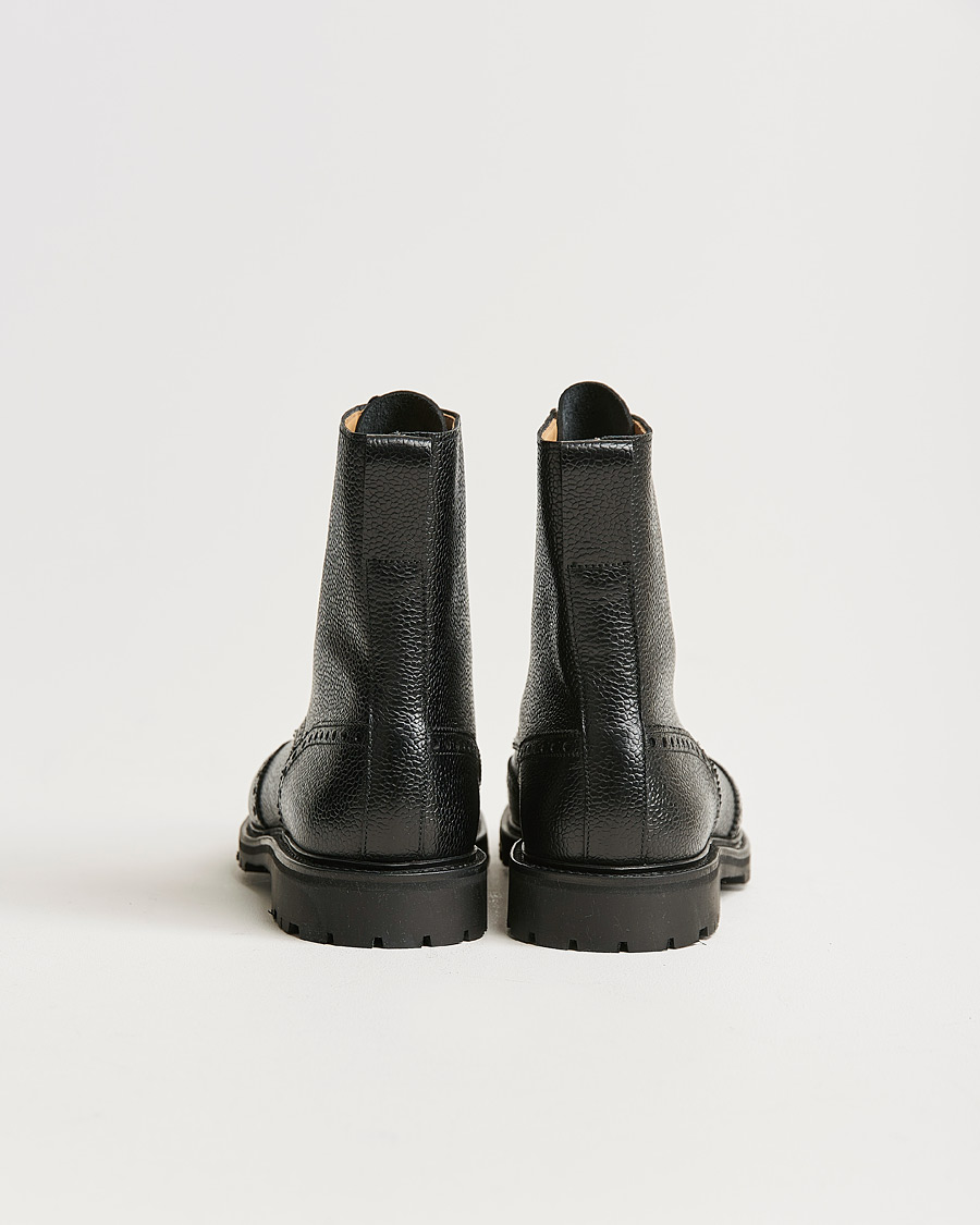 Men | Boots | Crockett & Jones | Islay Scotch Grain Vibram Boot Black Calf
