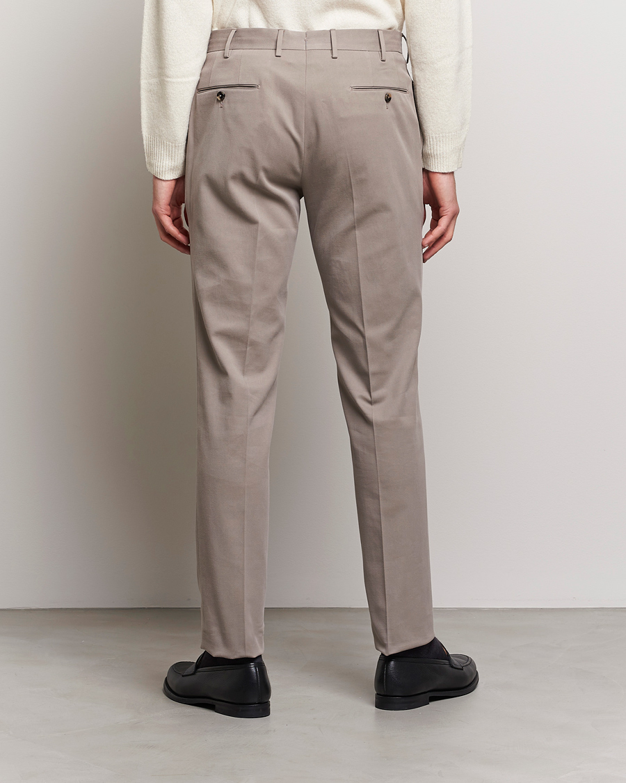 Men | Trousers | PT01 | Slim Fit Pleated Cotton/Cashmere Chinos Beige