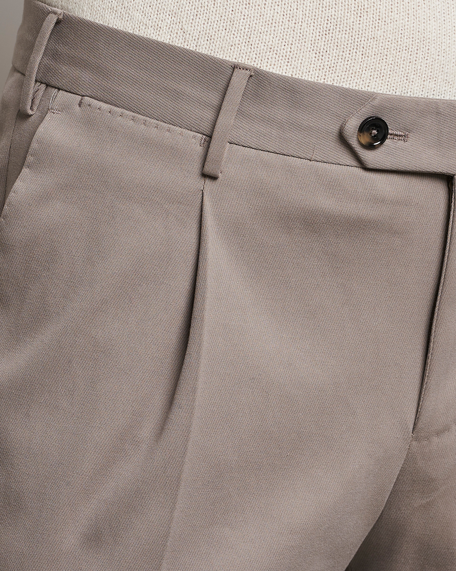 Men | Trousers | PT01 | Slim Fit Pleated Cotton/Cashmere Chinos Beige