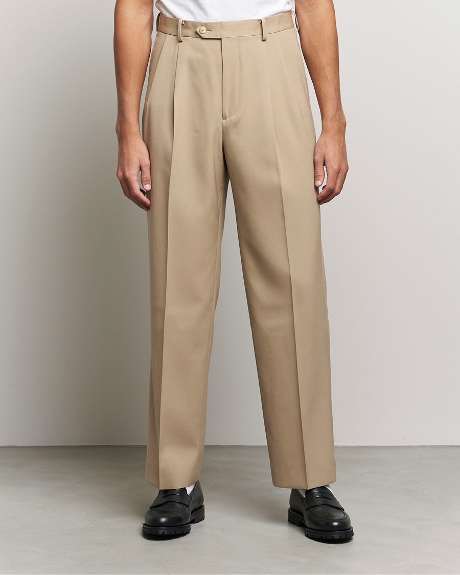 Men | Trousers | Auralee | Wool Two Tuck Slacks Beige