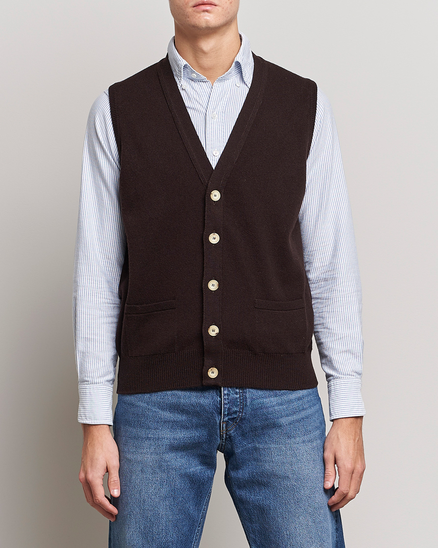 Men | Sweaters & Knitwear | Drake's | Lambswool Vest Cardigan Brown