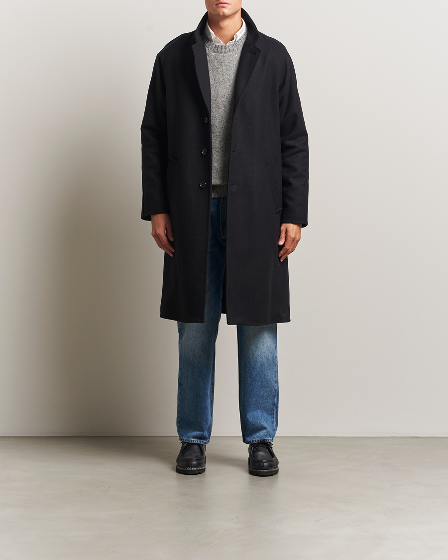 Men | Coats & Jackets | Gloverall | Chesterfield Wool/Cashmere Refined Coat Black