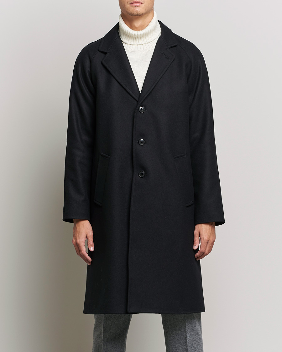Men | Coats & Jackets | Gloverall | Chesterfield Wool/Cashmere Refined Coat Black