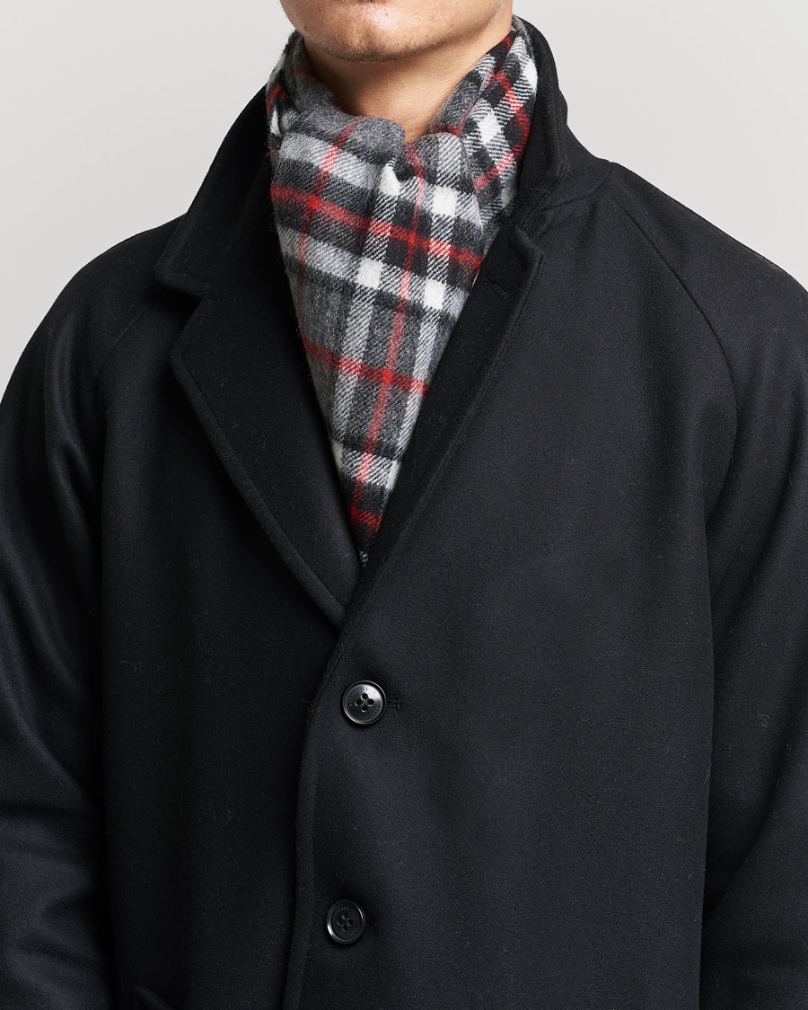 Men | Gloverall Lambswool Scarf Thomson Grey | Gloverall | Lambswool Scarf Thomson Grey