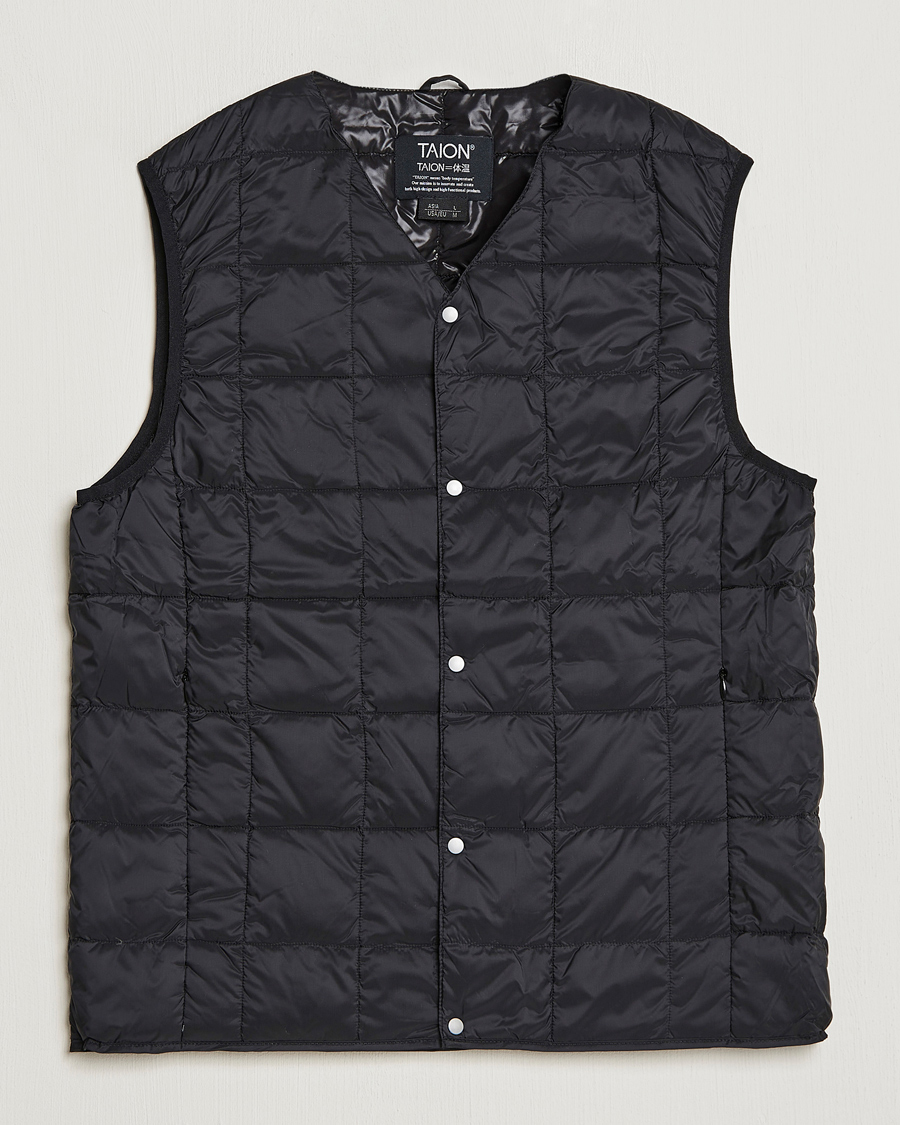 Men | Coats & Jackets | TAION | V-Neck Lightweight Down Vest Black