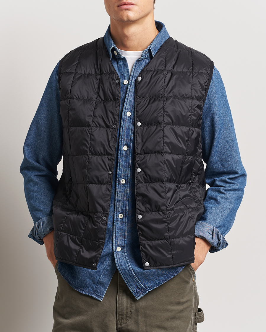Men | Coats & Jackets | TAION | V-Neck Lightweight Down Vest Black