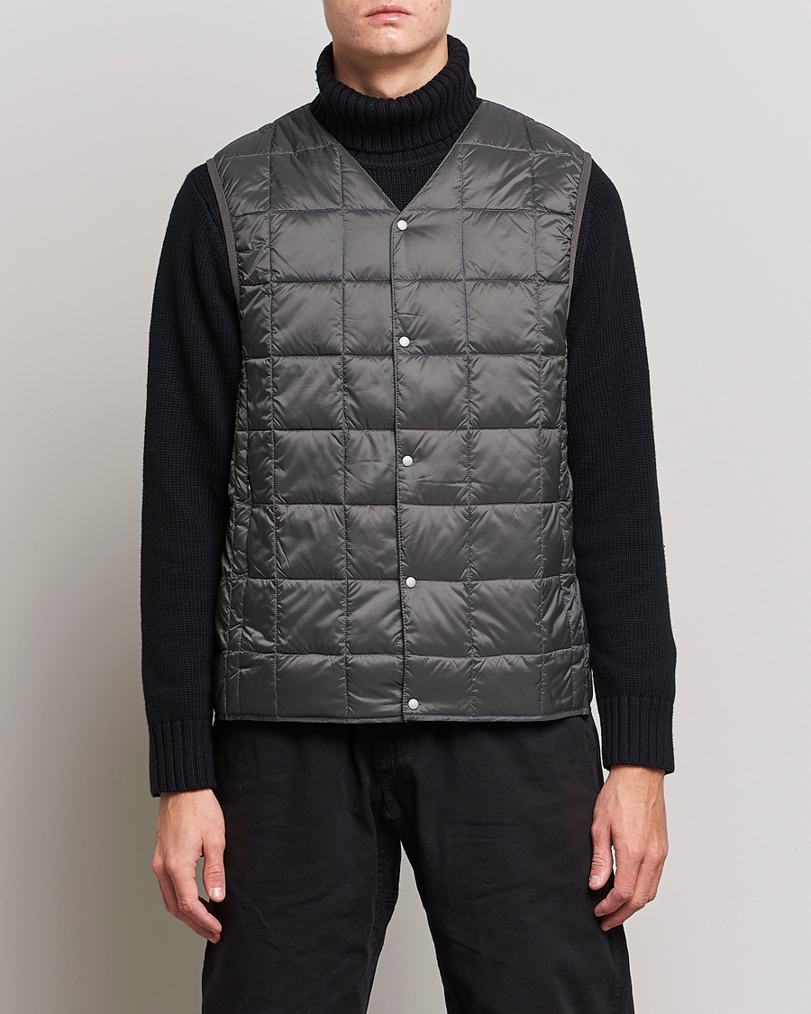 Men | Coats & Jackets | TAION | V-Neck Lightweight Down Vest Charcoal
