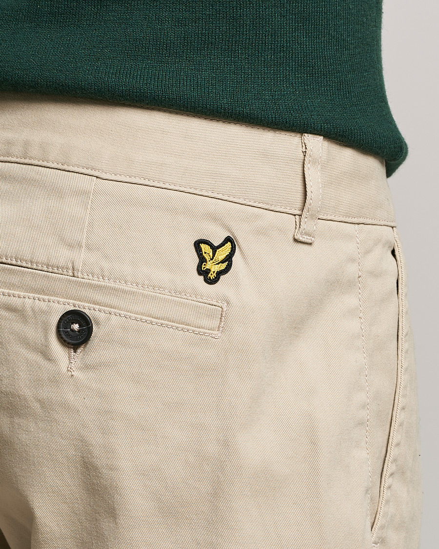 Men | Trousers | Lyle & Scott | Chinos Stone