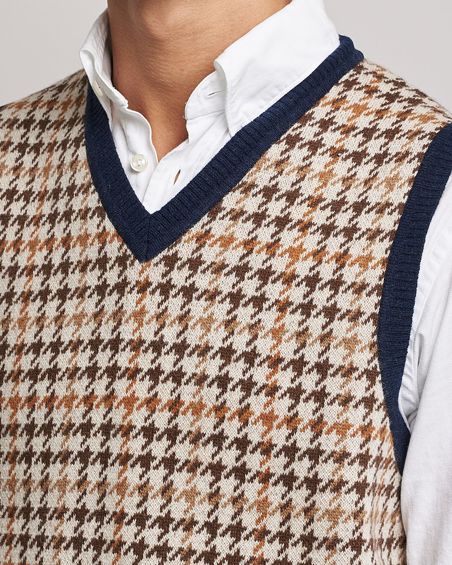 Men | Sweaters & Knitwear | BEAMS PLUS | Tartan Check Knit Vest Navy/Beige