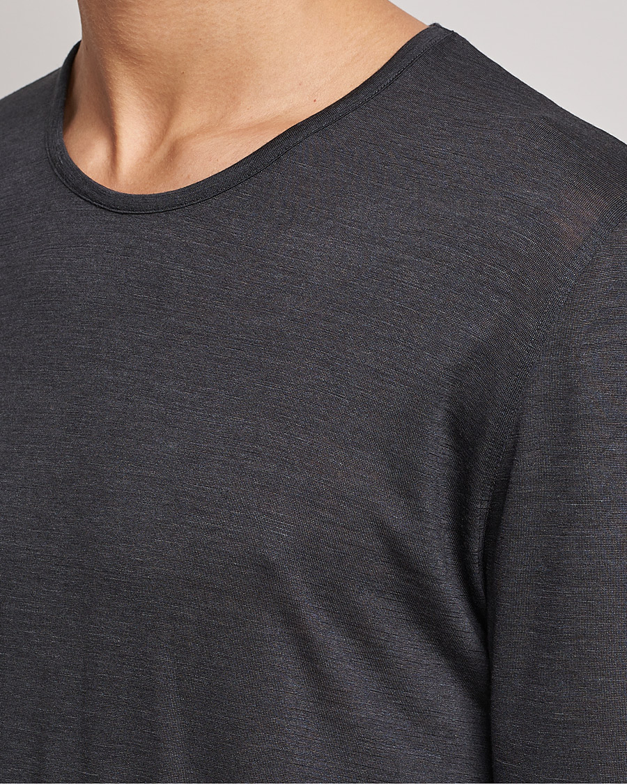 Men | T-Shirts | Zimmerli of Switzerland | Wool/Silk Long Sleeve T-Shirt Charcoal