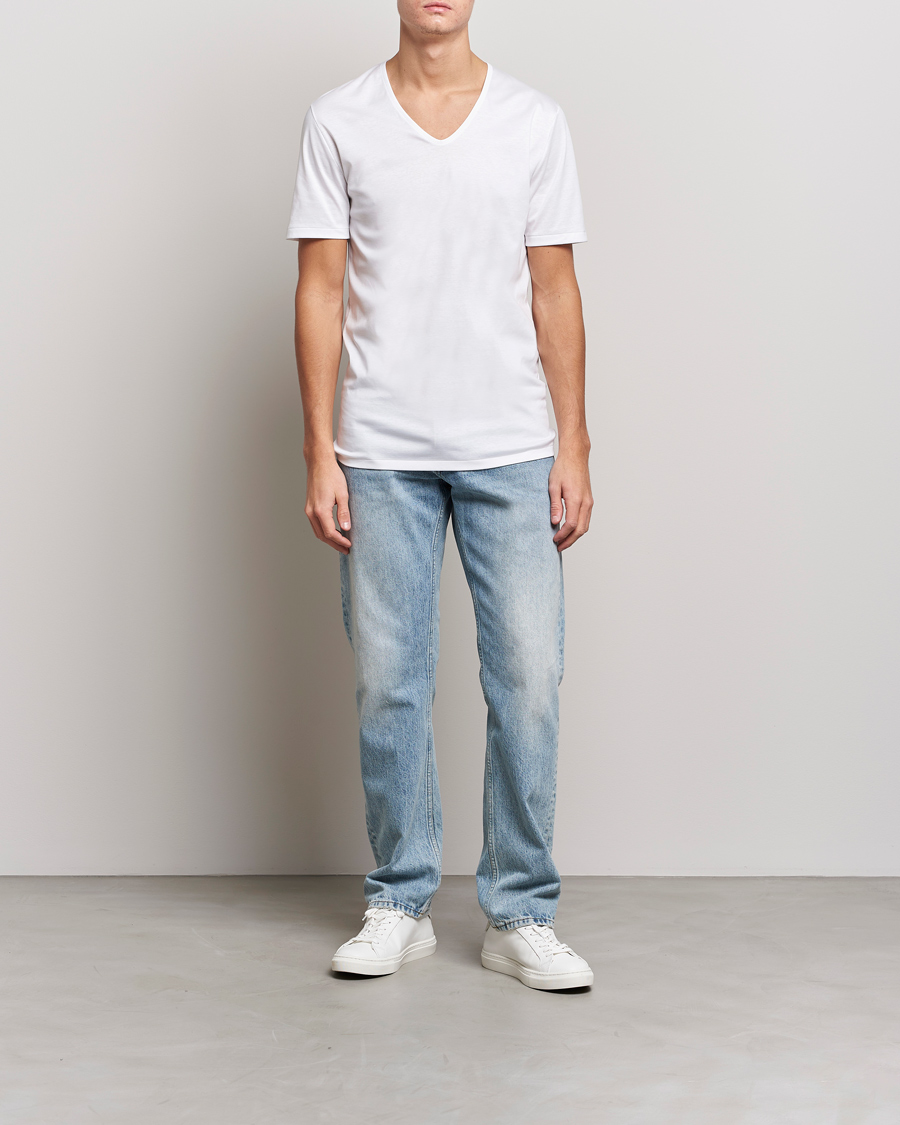 Men | T-Shirts | Zimmerli of Switzerland | Sea Island Cotton V-Neck T-Shirt White