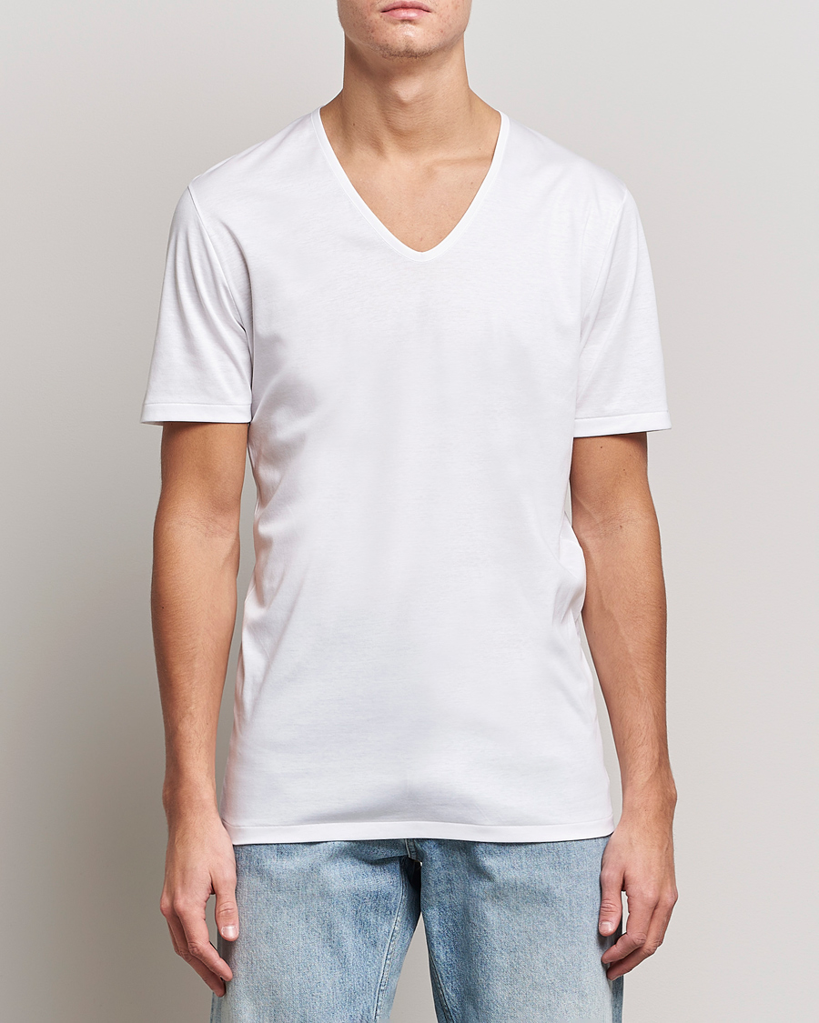 Men | T-Shirts | Zimmerli of Switzerland | Sea Island Cotton V-Neck T-Shirt White