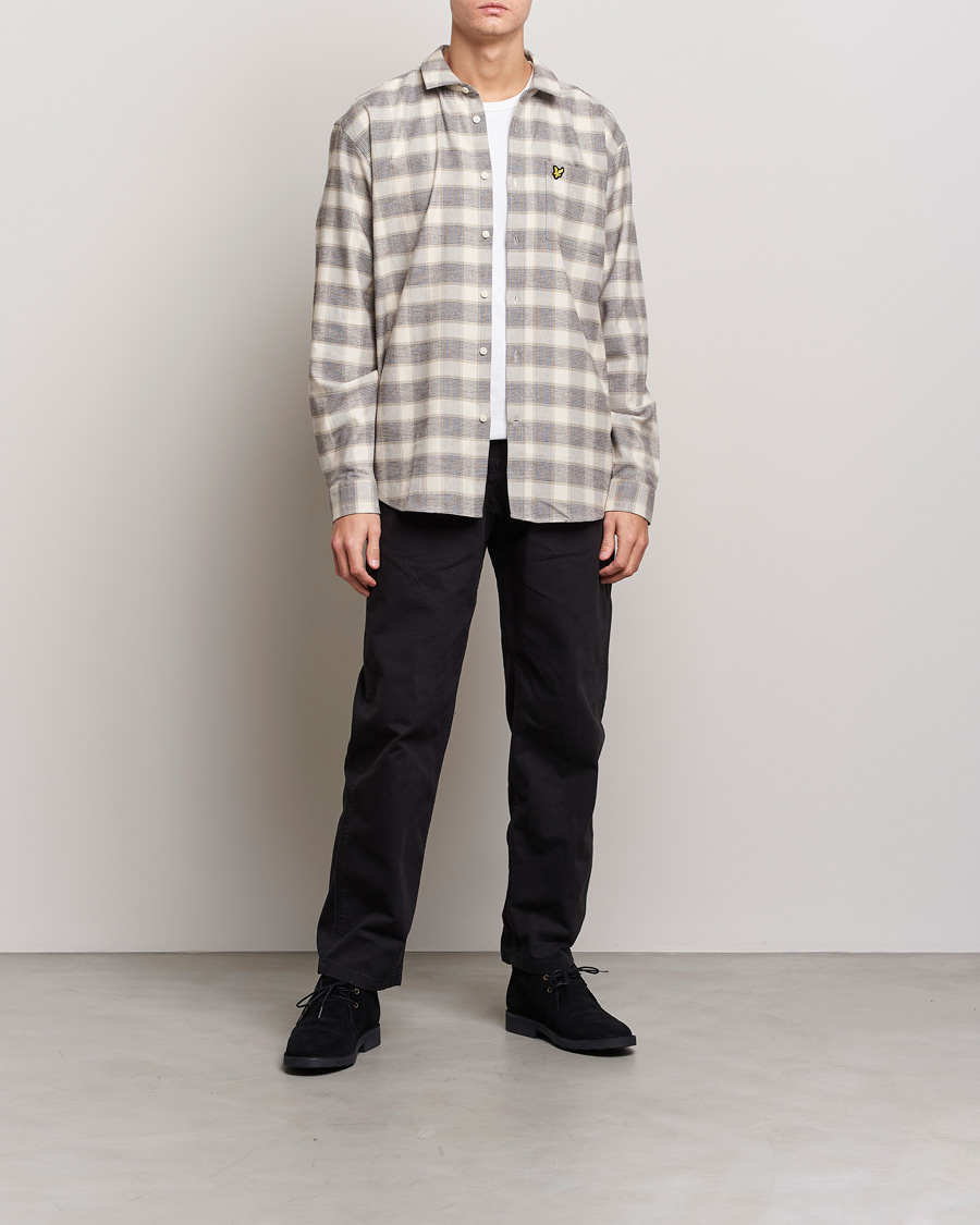 Men | Shirts | Lyle & Scott | Checked Cotton Shirt Taupe