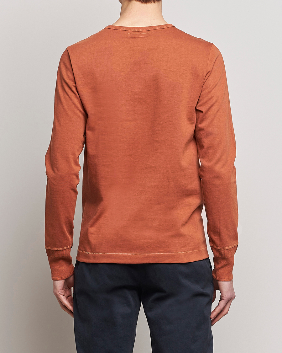 Men | Sweaters & Knitwear | Merz b. Schwanen | Classic Organic Cotton Henley Sweater Sierra Red