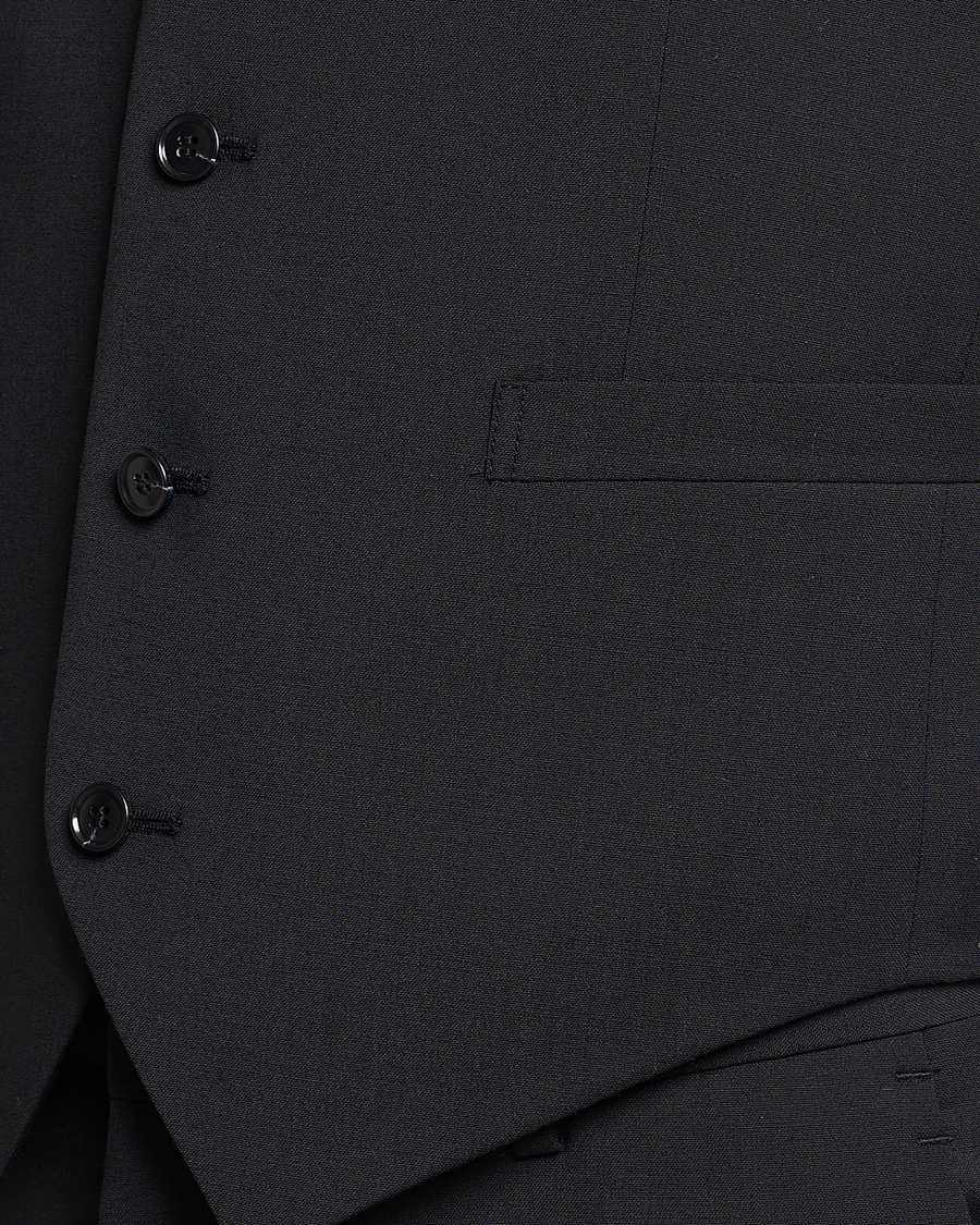 Men | Blazers | Tiger of Sweden | Wayde Wool Travel Waistcoat Black
